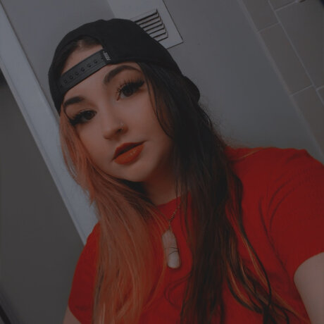 Foto di nudo di fuga di OnlyFans di Frags 