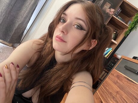 Foto di nudo di fuga di OnlyFans di Chienokami