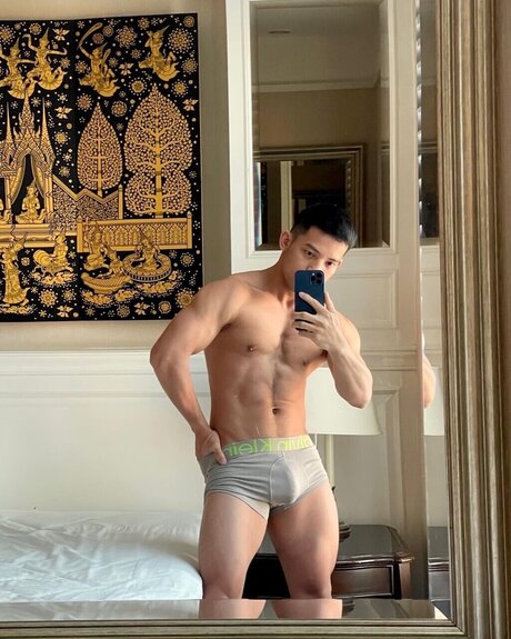 Foto di nudo di fuga di OnlyFans di Winson Champa
