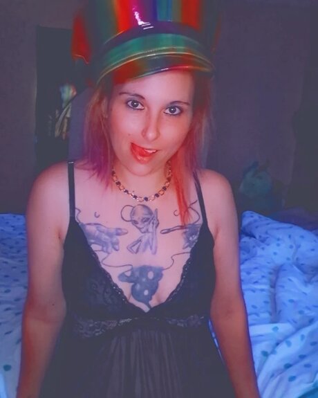 Foto di nudo di fuga di OnlyFans di Violet Royale