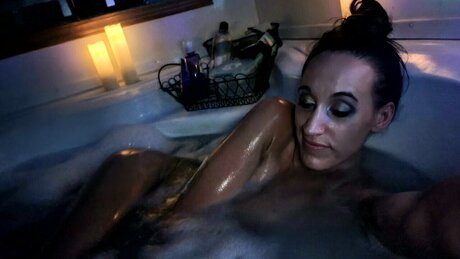 Foto di nudo di fuga di OnlyFans di Leah