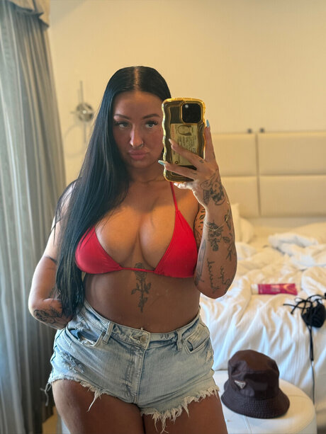 Foto di nudo di fuga di OnlyFans di Lectra Rose