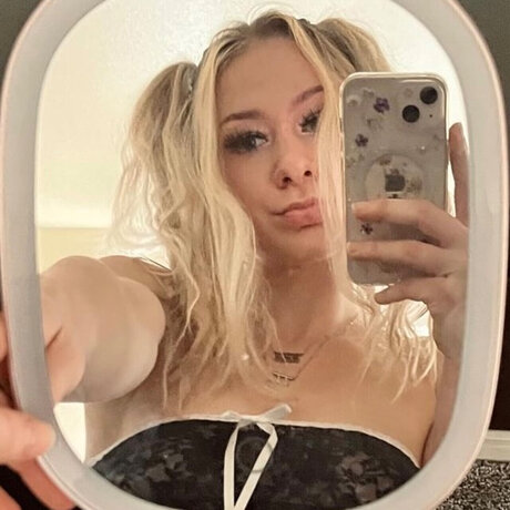 Foto di nudo di fuga di OnlyFans di Quinnie