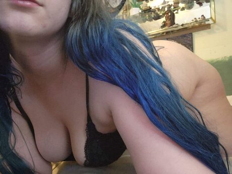 Foto di nudo di fuga di OnlyFans di La Generico