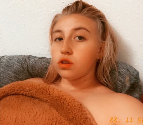Foto di nudo di fuga di OnlyFans di Loa C