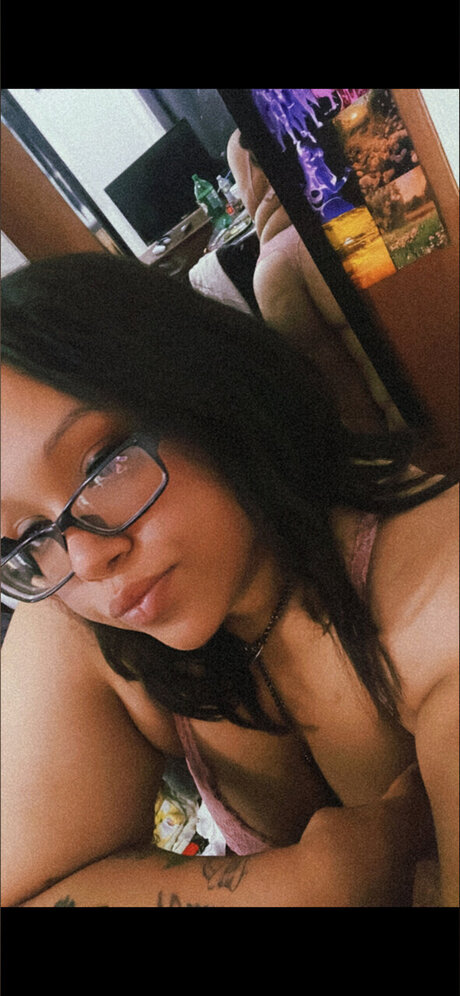 Foto di nudo di fuga di OnlyFans di Victoria