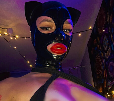 Foto di nudo di fuga di OnlyFans di Kaliyuga