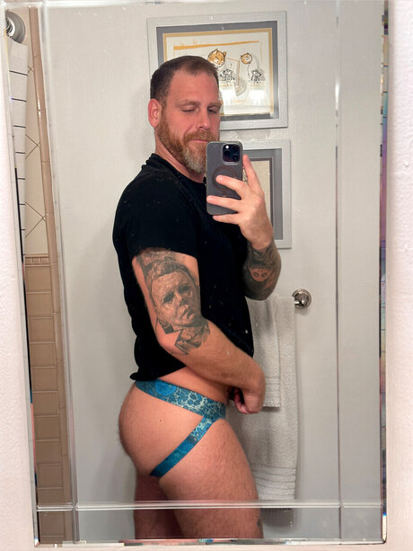 Foto di nudo di fuga di OnlyFans di Greg Corliani