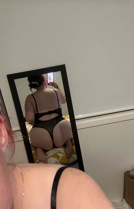 Foto di nudo di fuga di OnlyFans di Keegan