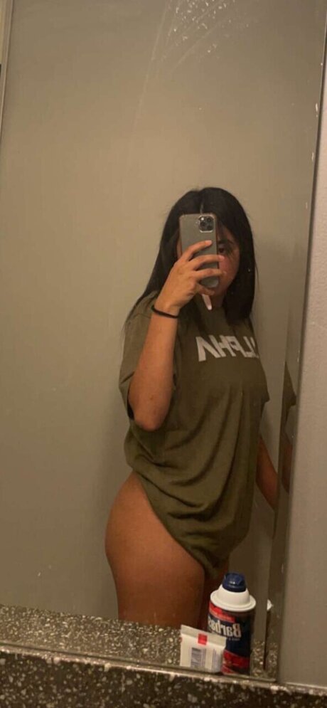 Foto di nudo di fuga di OnlyFans di Izzy Rodman