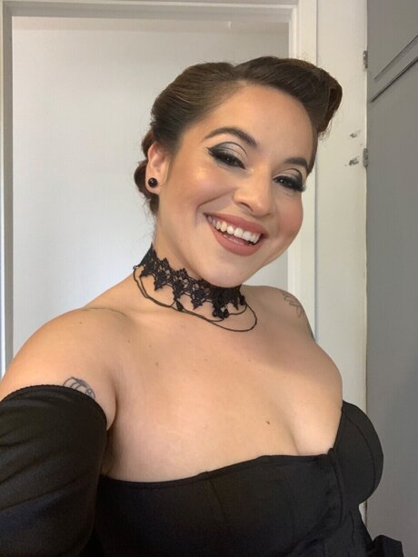 Foto di nudo di fuga di OnlyFans di Hot Donna