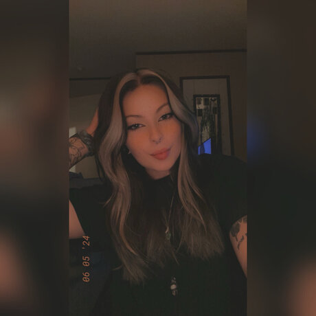 Foto di nudo di fuga di OnlyFans di   