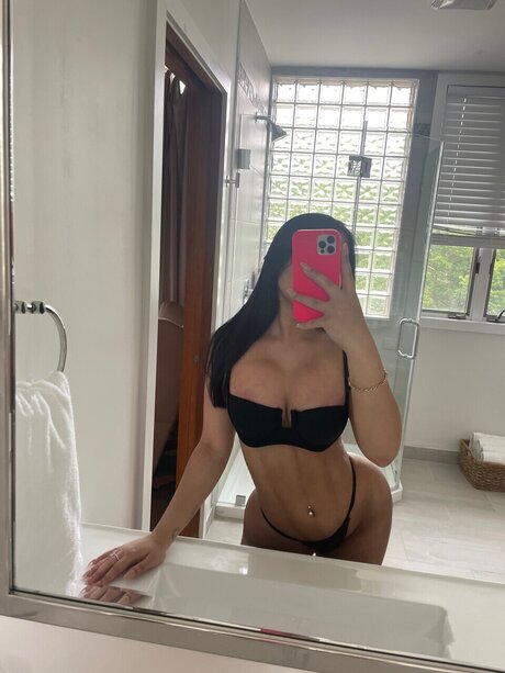 Foto di nudo di fuga di OnlyFans di Chantal Nova