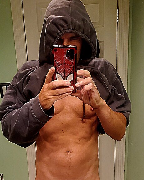 Foto di nudo di fuga di OnlyFans di Ryan