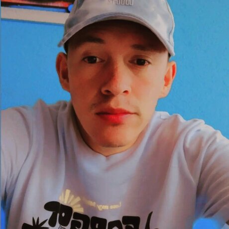 Foto di nudo di fuga di OnlyFans di Jose Leyva