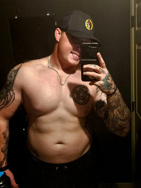 Foto di nudo di fuga di OnlyFans di Orin