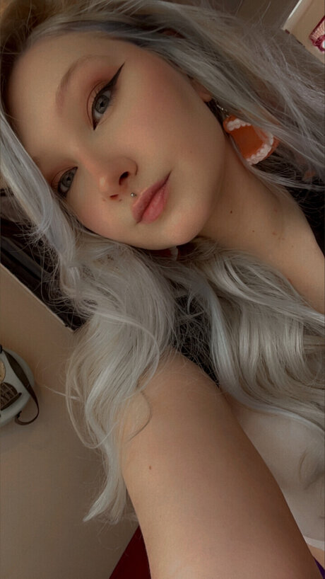 Foto di nudo di fuga di OnlyFans di Saffystar