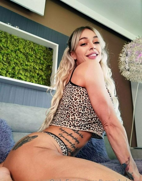 Foto di nudo di fuga di OnlyFans di Brandylove