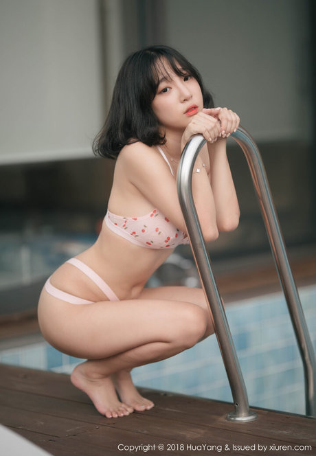 Foto di nudo di fuga di OnlyFans di Kang Inkyung