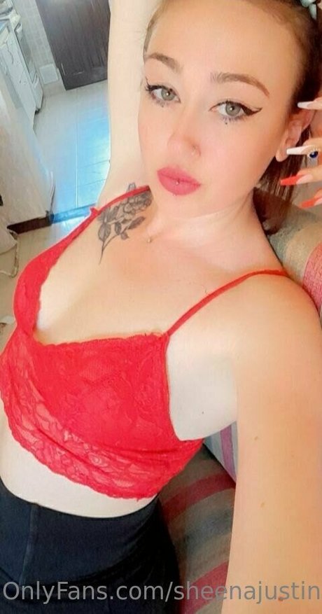 Foto di nudo di fuga di OnlyFans di Sheenajustine