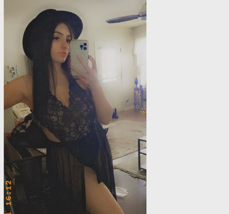 Foto di nudo di fuga di OnlyFans di Rockinrach