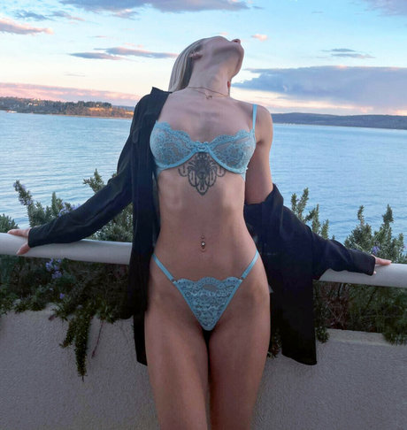 Foto di nudo di fuga di OnlyFans di Nadja Arhar