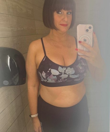 Foto di nudo di fuga di OnlyFans di Catherine Huntley