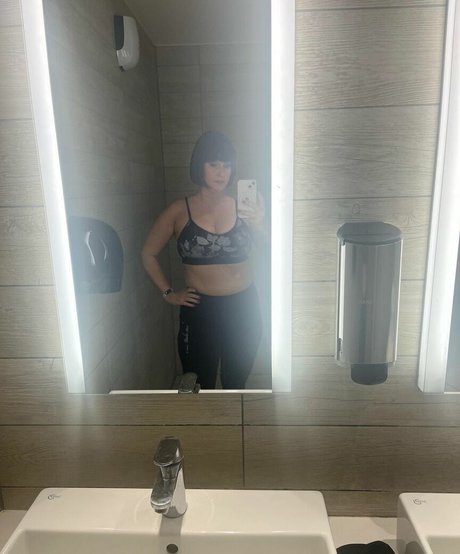 Foto di nudo di fuga di OnlyFans di Catherine Huntley