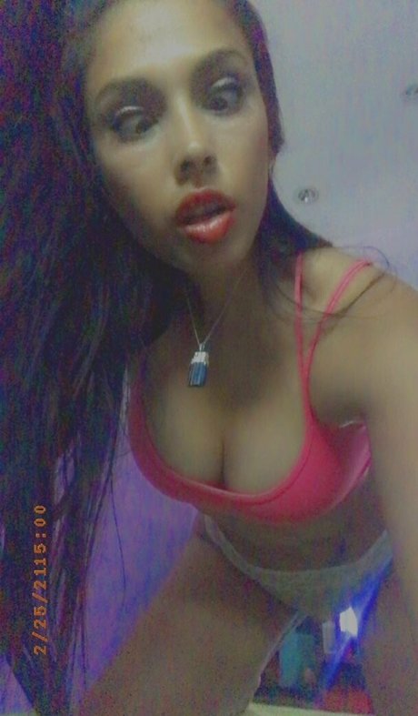 Foto di nudo di fuga di OnlyFans di Missrichlove