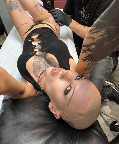 Foto di nudo di fuga di OnlyFans di Siiickbrain