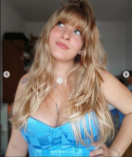 Foto di nudo di fuga di OnlyFans di Addyfuegar