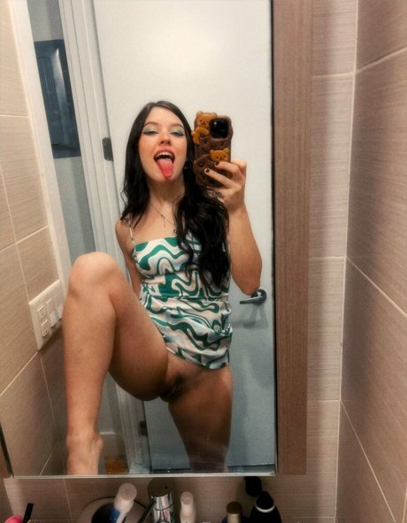 Foto di nudo di fuga di OnlyFans di Emmaccb
