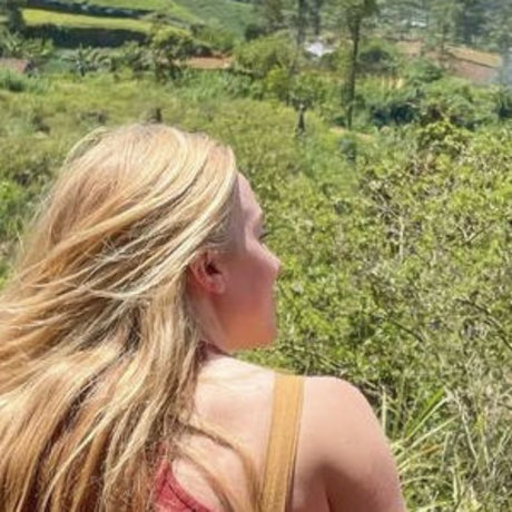Foto di nudo di fuga di OnlyFans di Maddie Moate