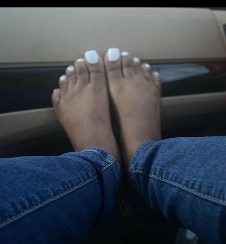 Foto di nudo di fuga di OnlyFans di Chocolatefeet8