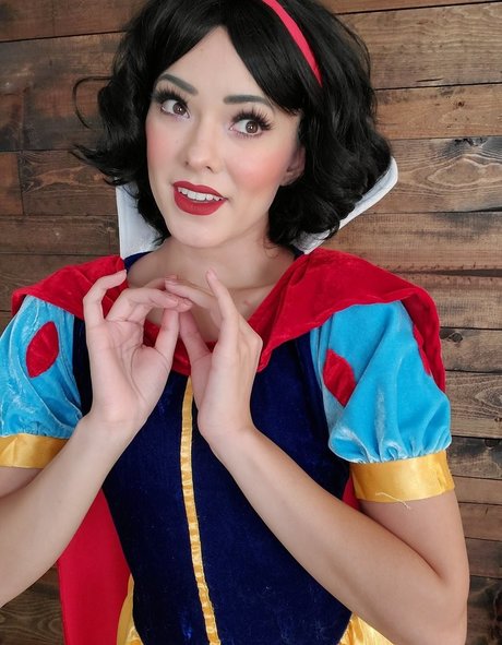 Joanie Brosas