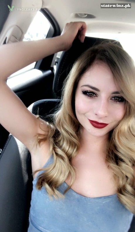 Foto di nudo di fuga di OnlyFans di Tarah Kayne
