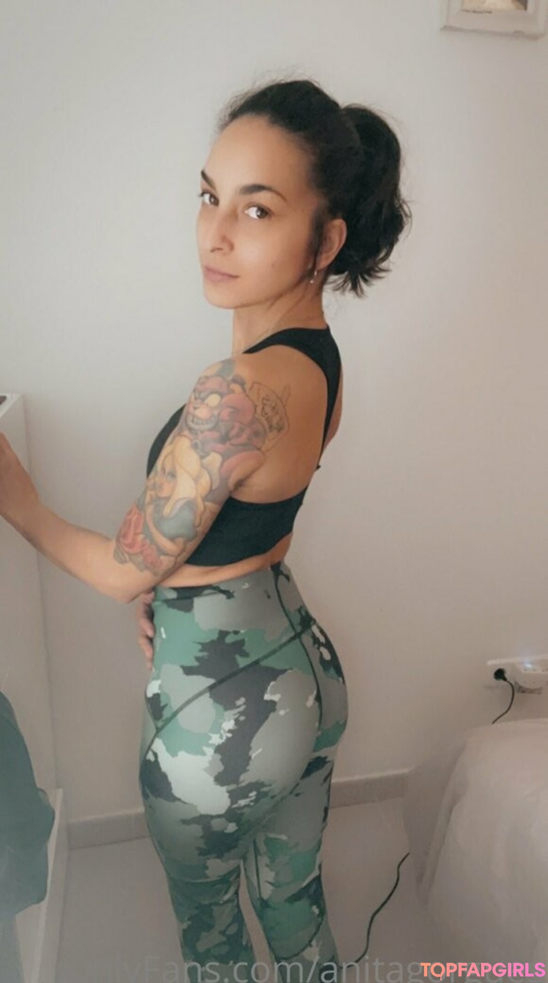 Foto di nudo di fuga di OnlyFans di Anitagorgues #458