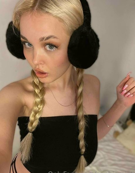 Foto di nudo di fuga di OnlyFans di Sophiebbface