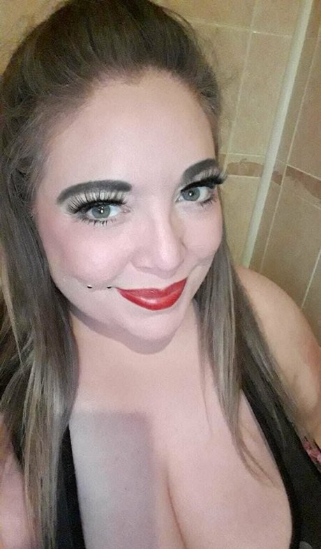 Foto di nudo di fuga di OnlyFans di Minxyminx