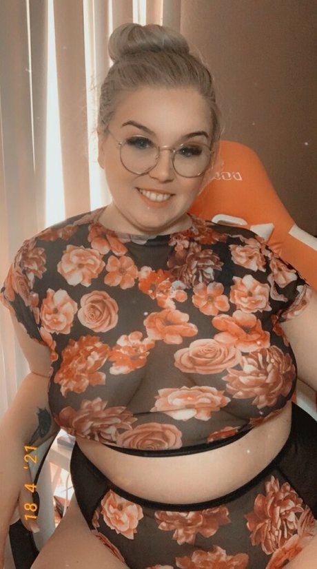 Foto di nudo di fuga di OnlyFans di Stormieadams93