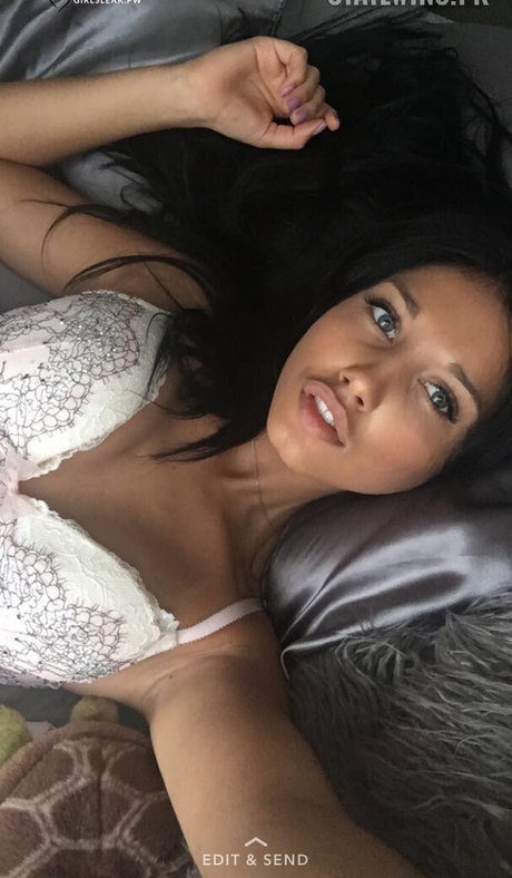 Foto di nudo di fuga di OnlyFans di Madelyn Karoub
