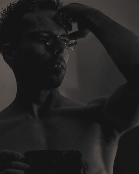 Foto di nudo di fuga di OnlyFans di Angelus