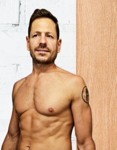 Foto di nudo di fuga di OnlyFans di Fit Naked