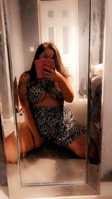 Foto di nudo di fuga di OnlyFans di Brokebitch12