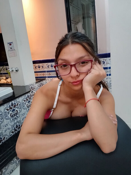 Foto di nudo di fuga di OnlyFans di Atenea