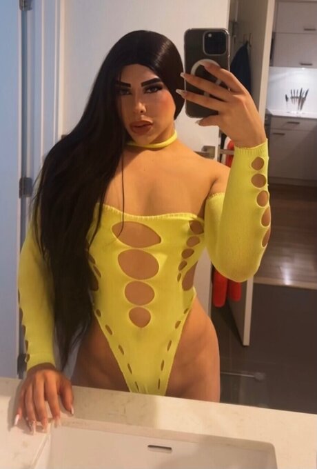 Foto di nudo di fuga di OnlyFans di Sara