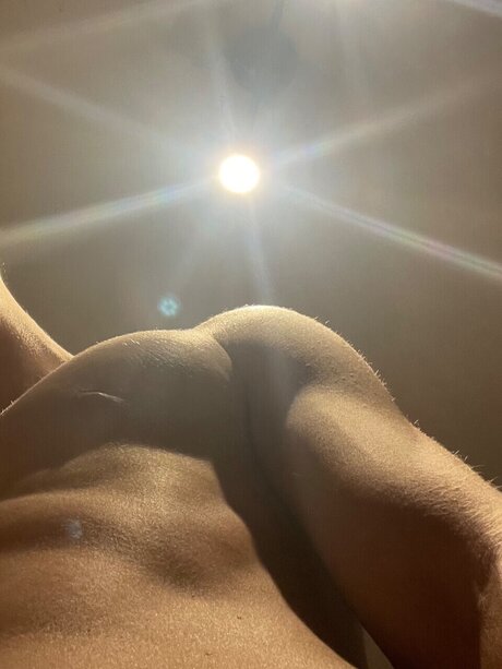 Foto di nudo di fuga di OnlyFans di Rad 