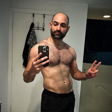 Foto di nudo di fuga di OnlyFans di Silvano