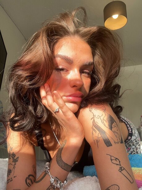 Foto di nudo di fuga di OnlyFans di Liv Stopford