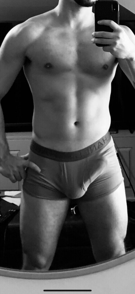 Foto di nudo di fuga di OnlyFans di Hollywood Hal